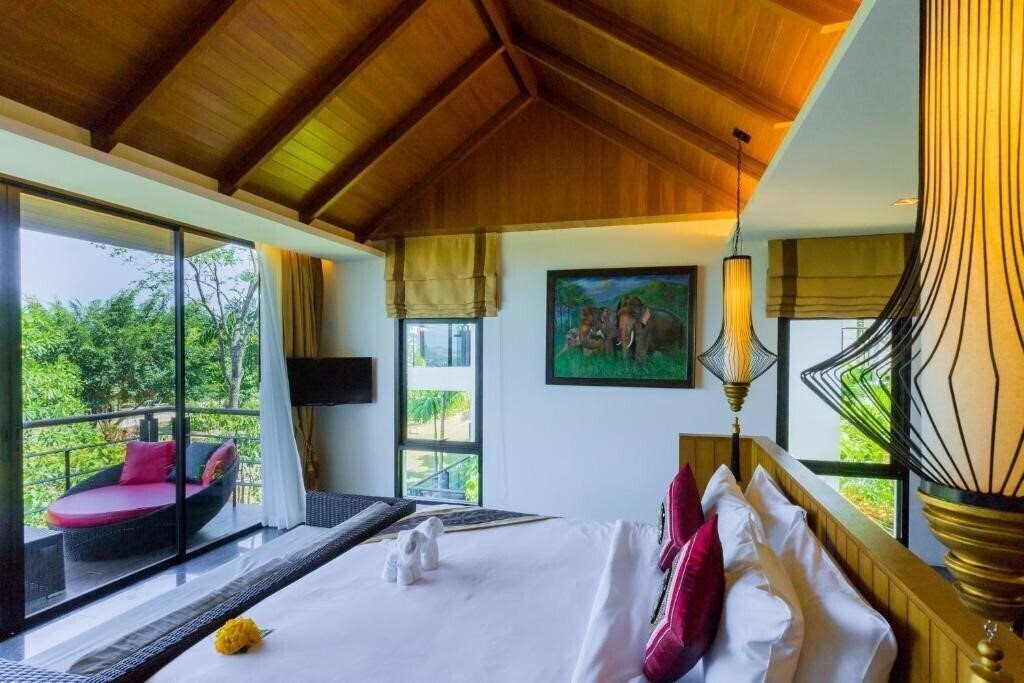 Вид Chalong Chalet Resort & Longstay 3*