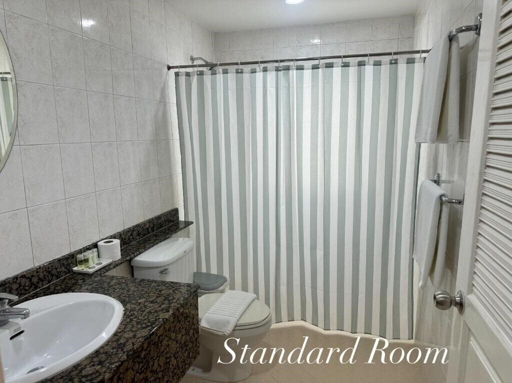 Апартаменты Surin Bay Inn 3*