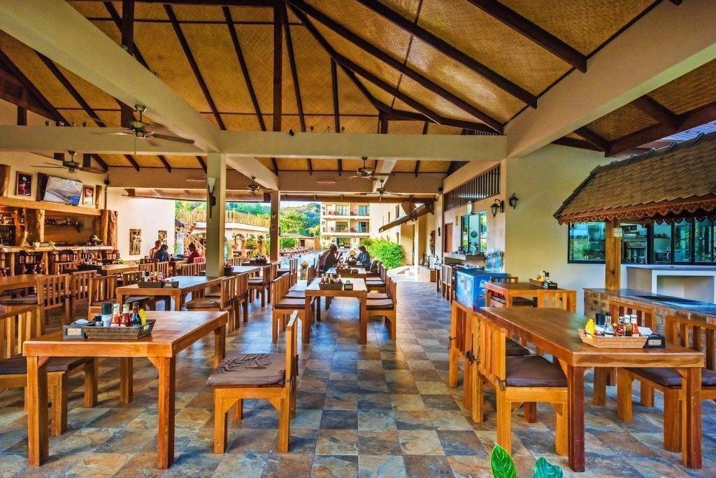 Панорама The Windmill Phuket Hotel 4*