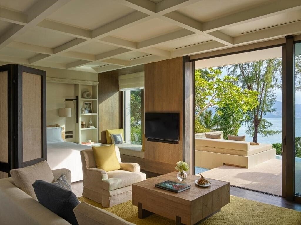 Вид Rosewood Phuket 5*