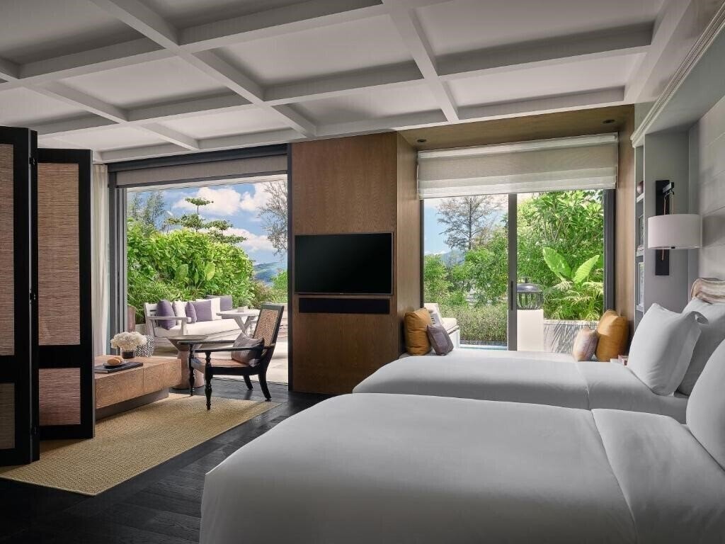 Апартаменти Rosewood Phuket 5*