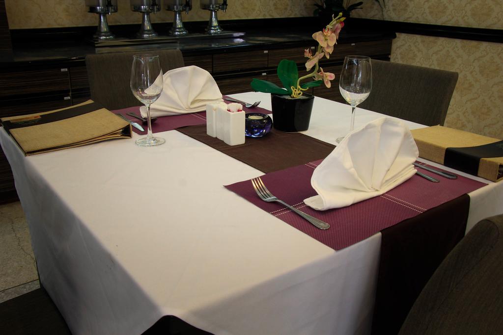 Фото Villa Atchara 3*