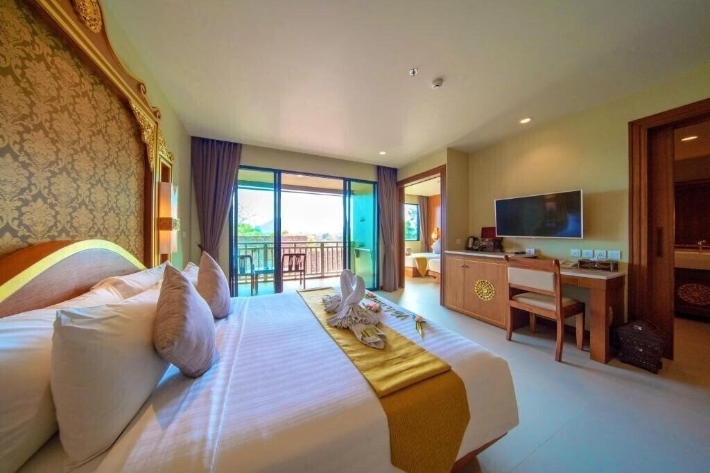 Вид Maikhao Palm Beach Resort 5*