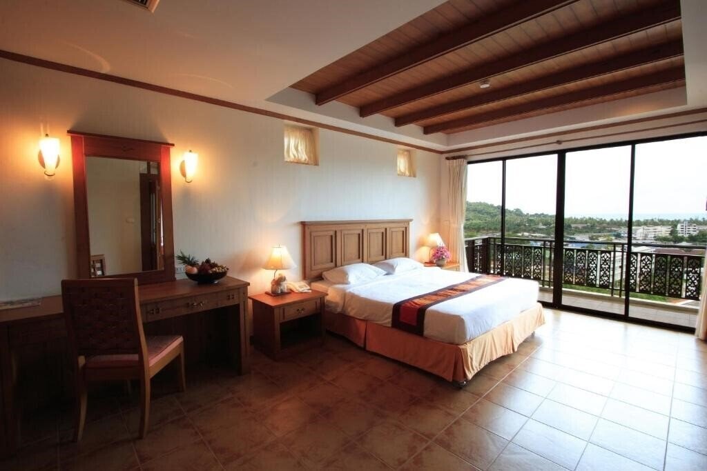 Панорама Sun Hill Hotel 3*