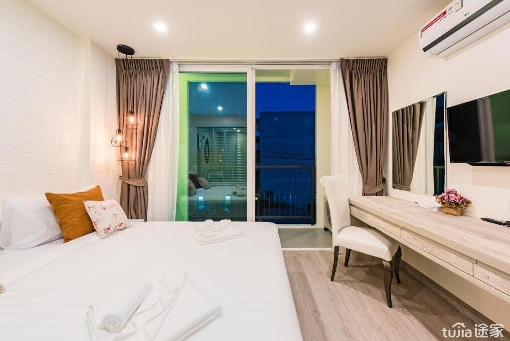 Панорама Lulla Bella Patong 3*