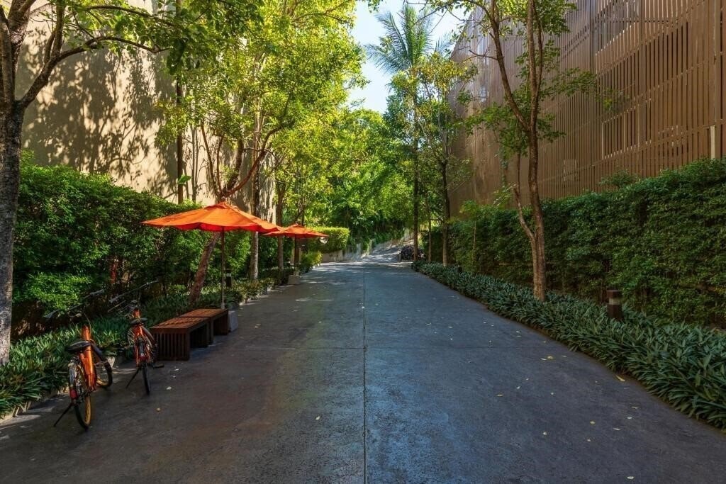 Апартаменты Sunsuri Phuket Naiharh Beach 5*