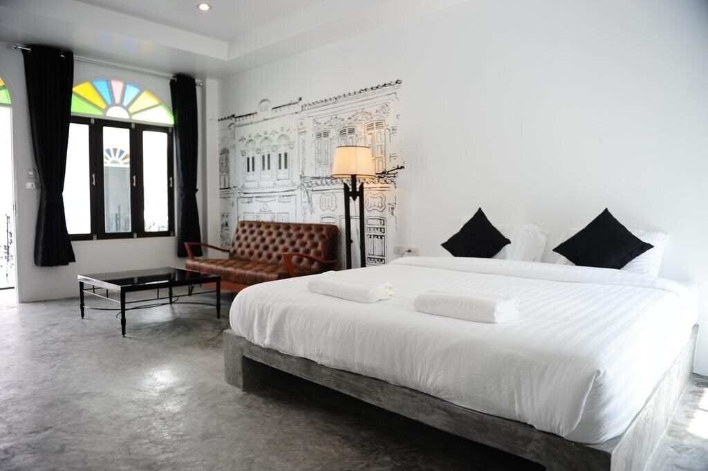 Панорама Chic Boutique Hotel Phuket 3*