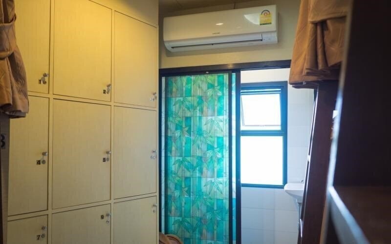 Апартаменти Beehive Magenta Patong Hostel 2*