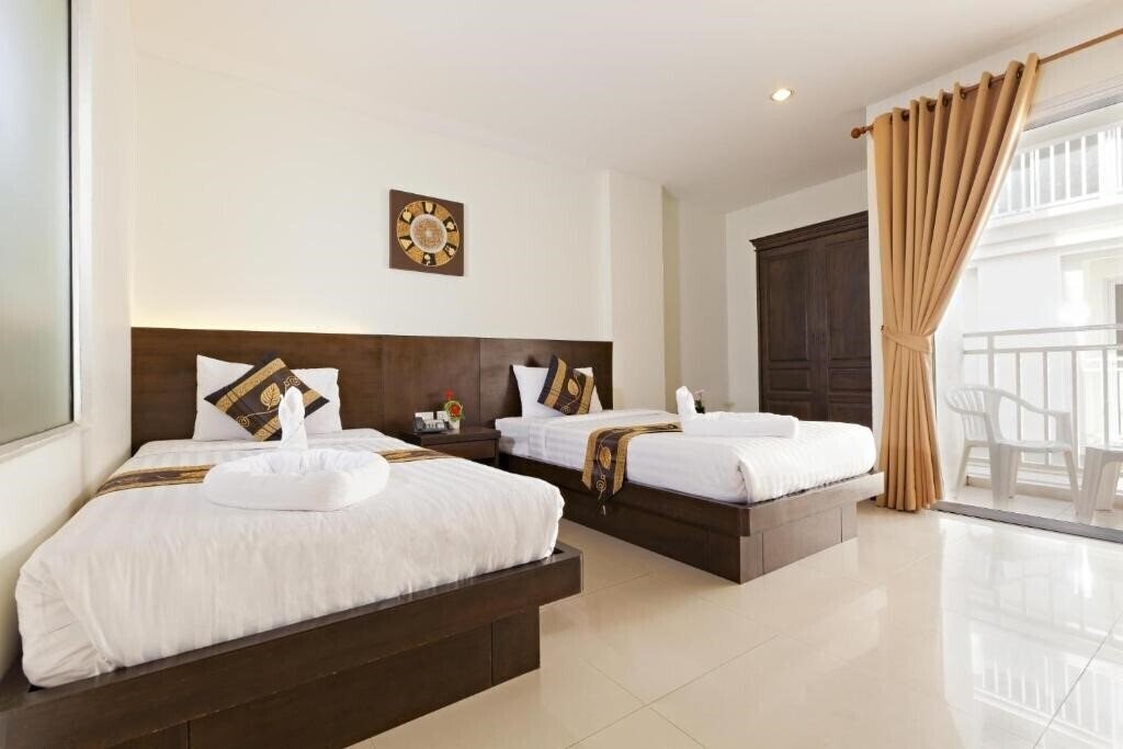 Территория Garden Phuket Hotel 3*