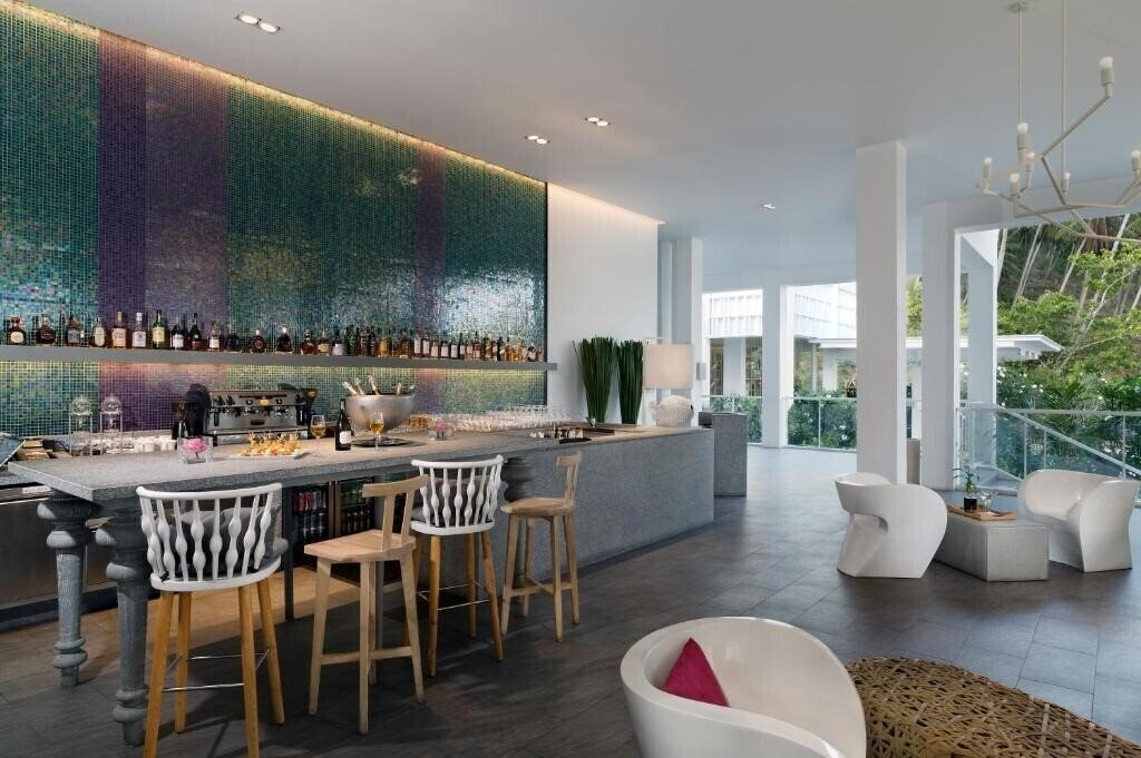 Апартаменти At Nai Harn Boutique 3*