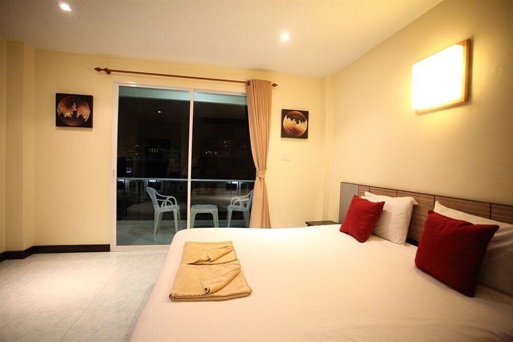 Территория Baan Tawan Apartment 2*
