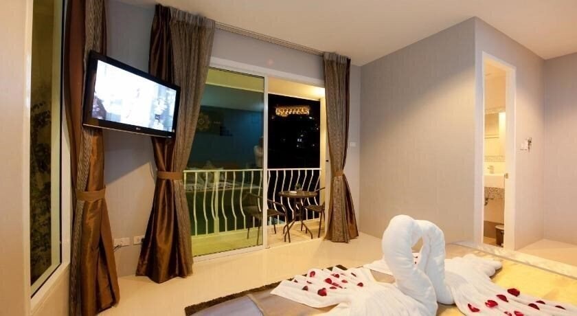 Апартаменты Rama Kata Beach Hotel 4*