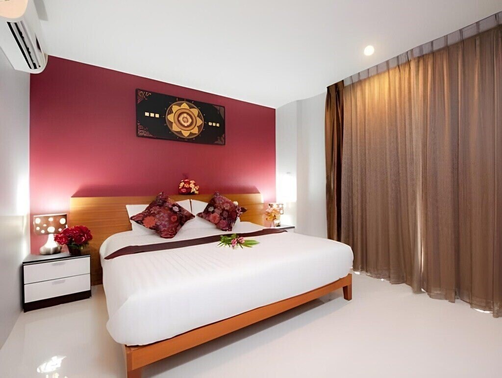 Вид Rama Kata Beach Hotel 4*