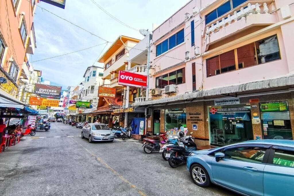 Картинка The Green Mansion 2*