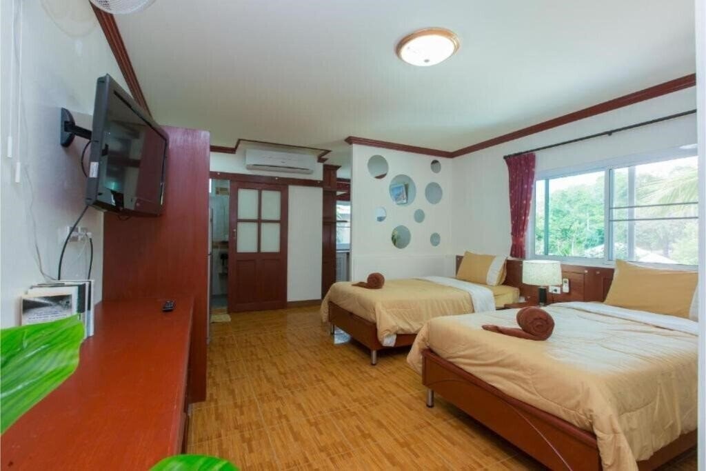 Вид Patong Rai Rum Yen 2*