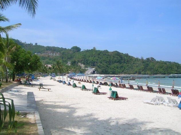 Территория Baan Nitra Guesthouse 2*