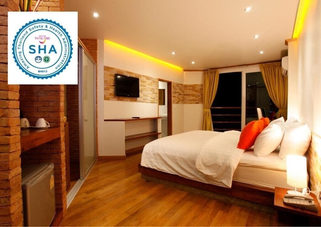 Отель Jip Guest House 2*