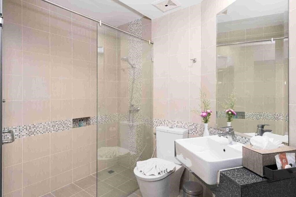 Панорама Patong Bay Hill Reosrt & Spa 4*