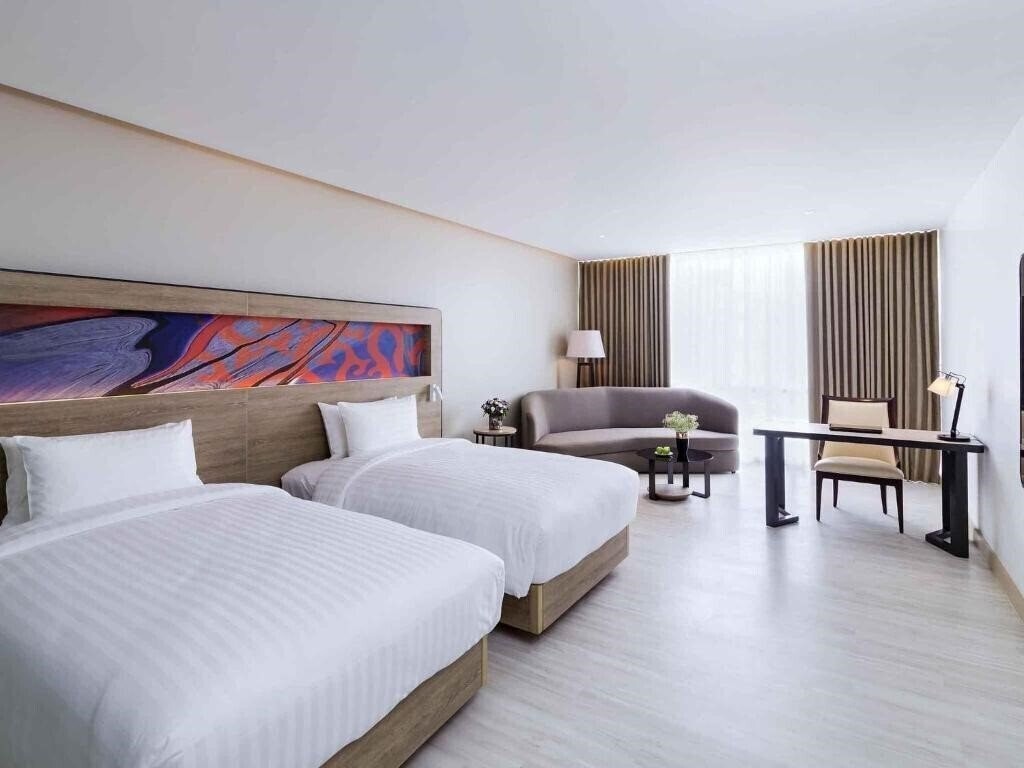 Апартаменты Novotel Phuket City Phokeethra 4*