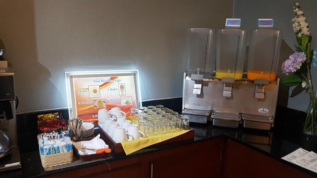 Апартаменти Patong Hemingway'S Hotel 3*