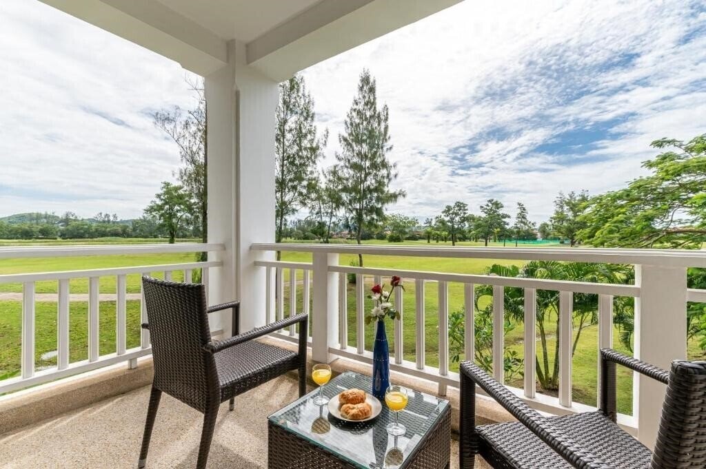 Изображение The Allamanda 4*