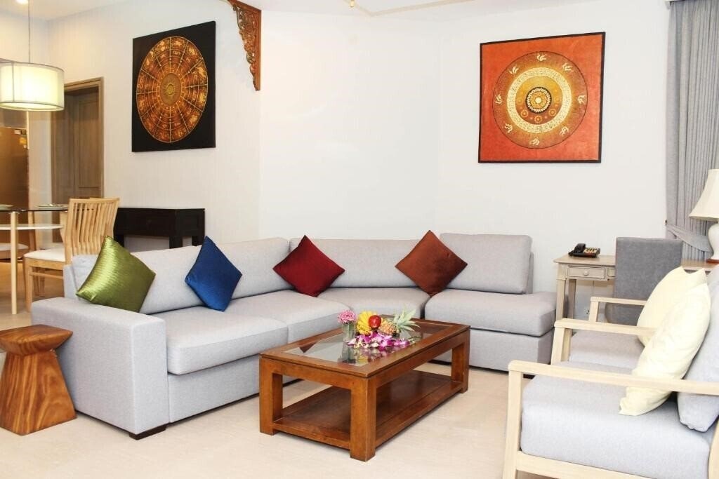 Панорама The Allamanda 4*