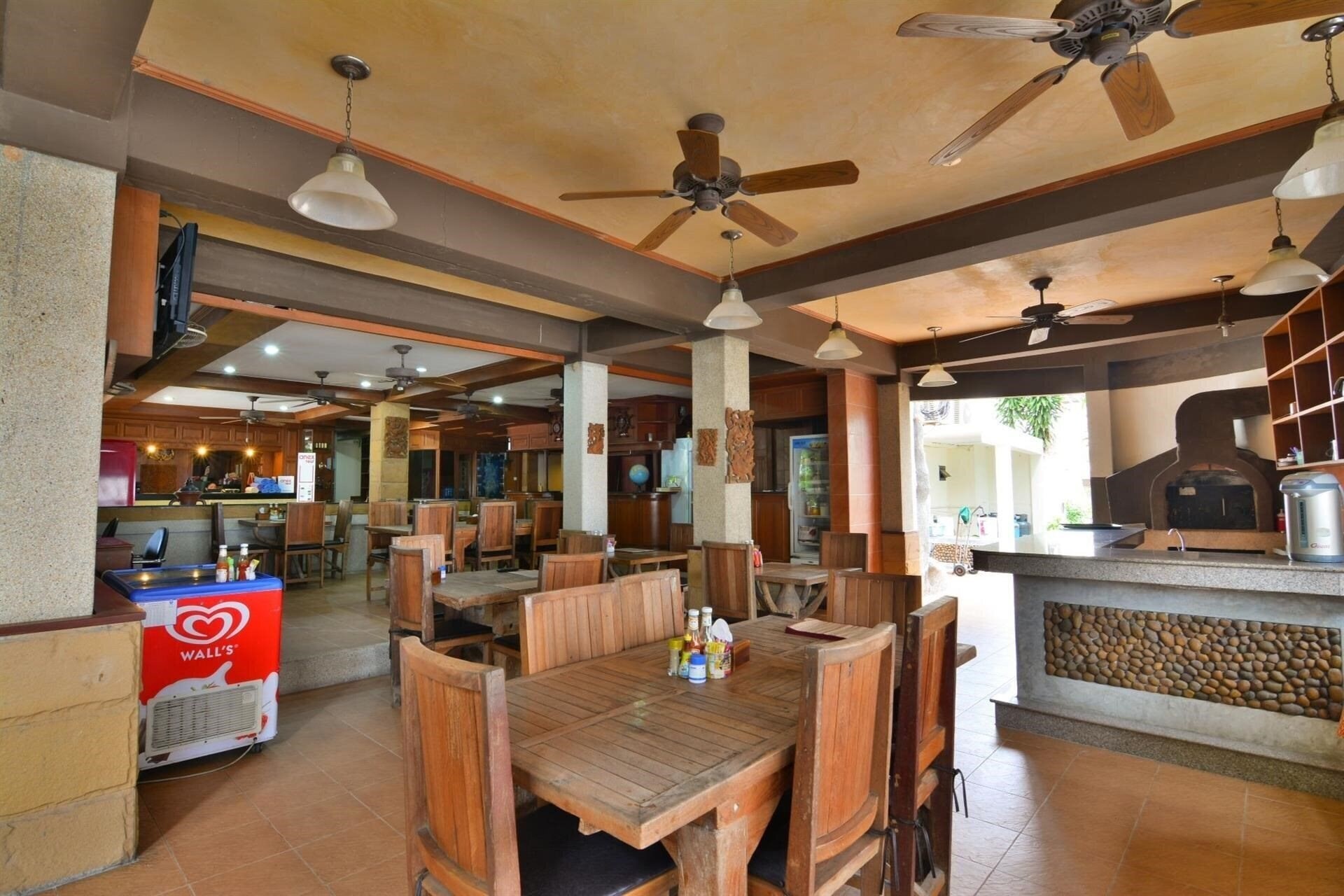 Территория Kata Bella Resort (EX. KATA HAPPY HOUSE). 3*