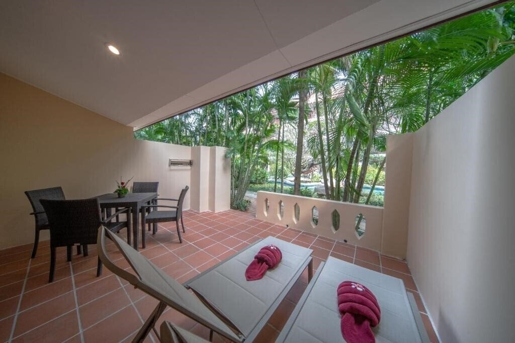 Территория Kata Palm Resort 4*