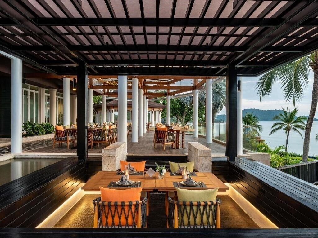 Фото Panwa Beach Resort Phuket (ex. Novotel Beach Resort Panwa) 4*