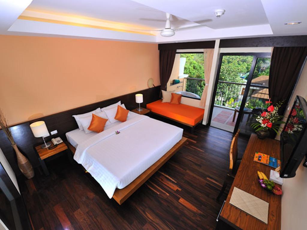 Вид Aonang Cliff Beach Resort 4*