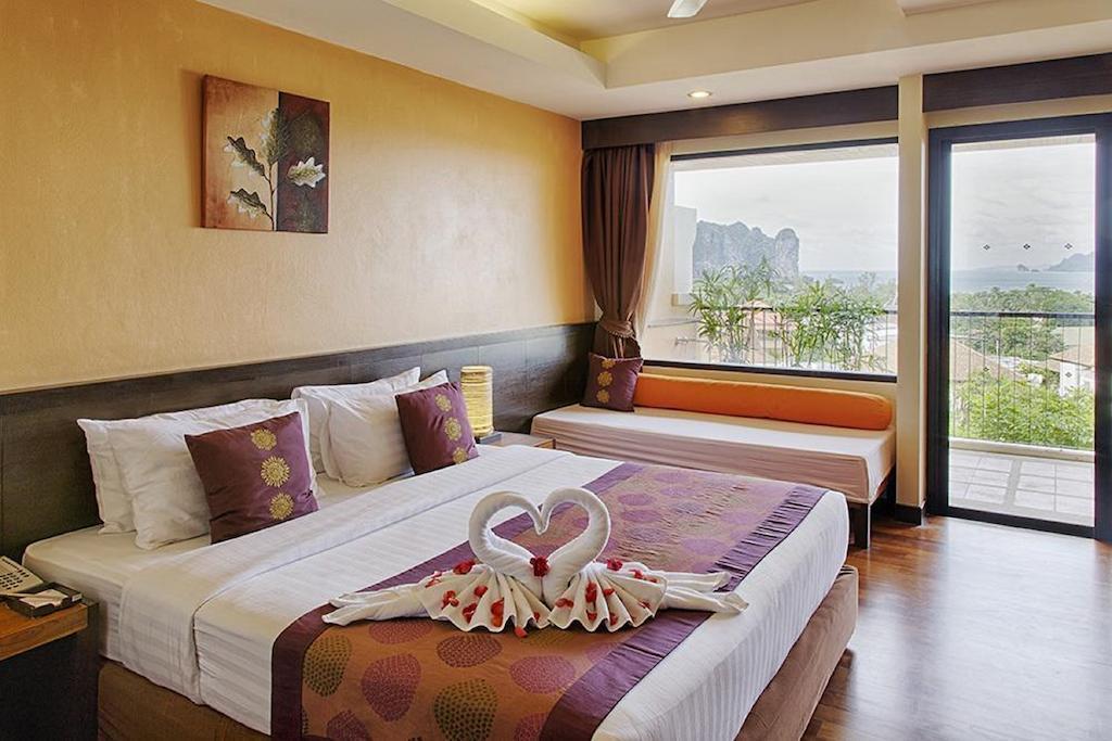 Панорама Aonang Cliff Beach Resort 4*