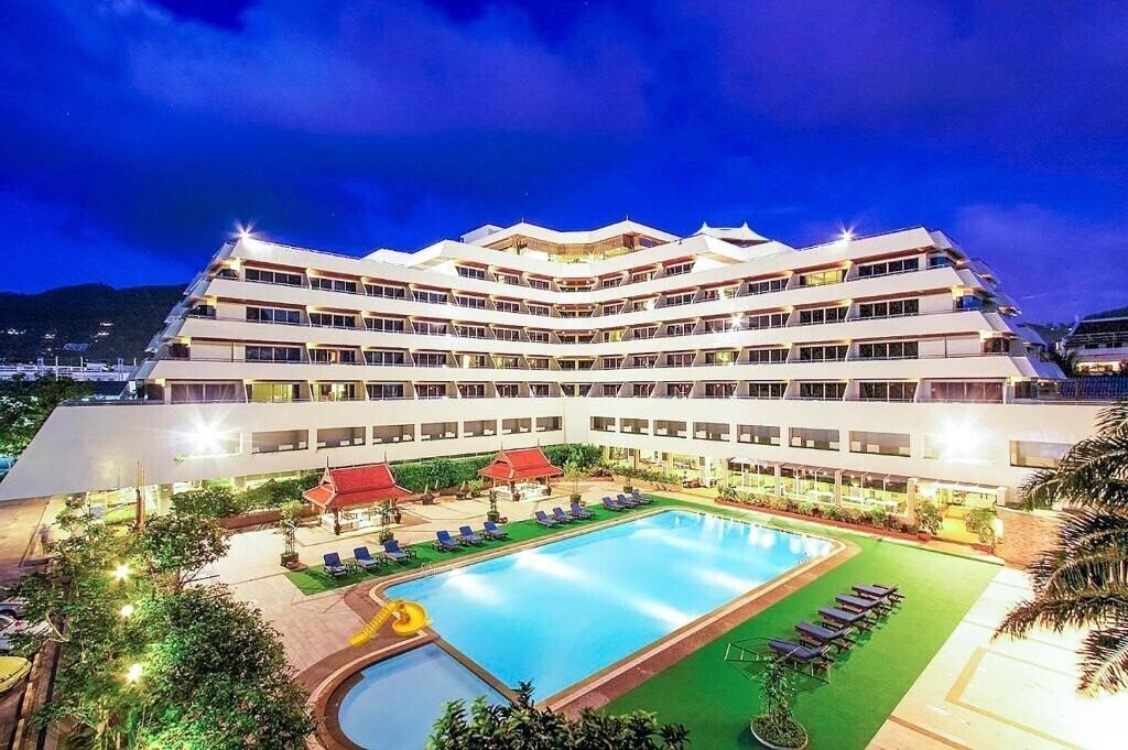 Отель Patong Resort 3*