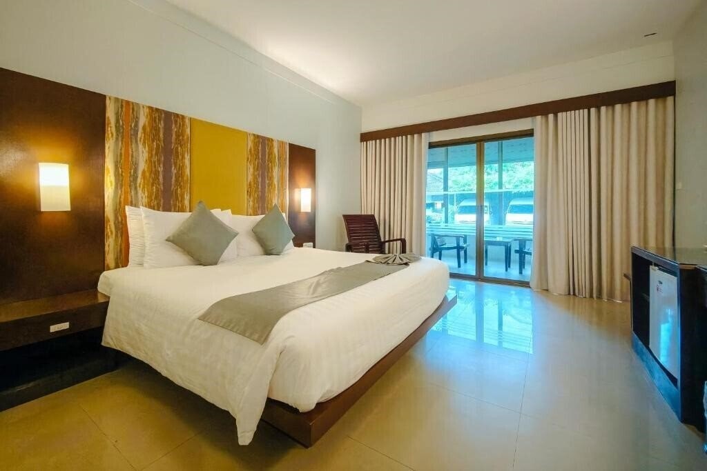 Изображение Patong Resort 3*