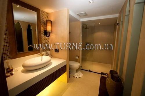 Отель Burasari Patong Boutique Hotel 4*