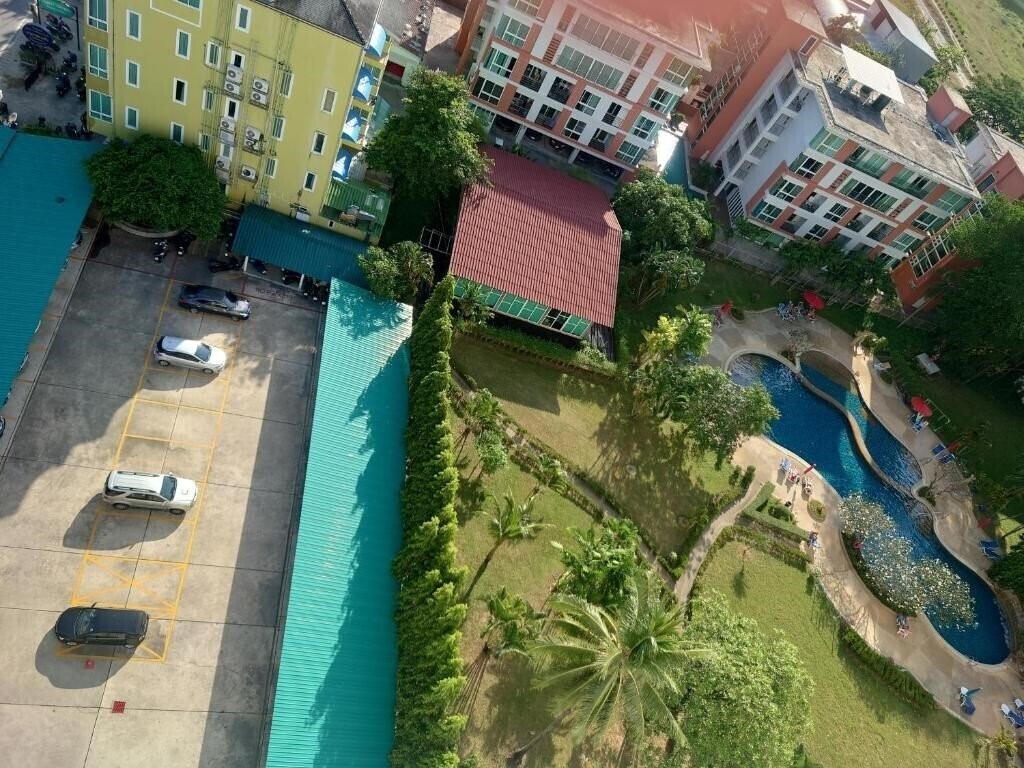 Вид Phuket Palace Resort 3*