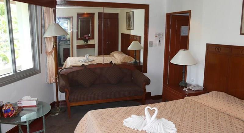 Территория The Orchid Hotel Kalim Bay 3*