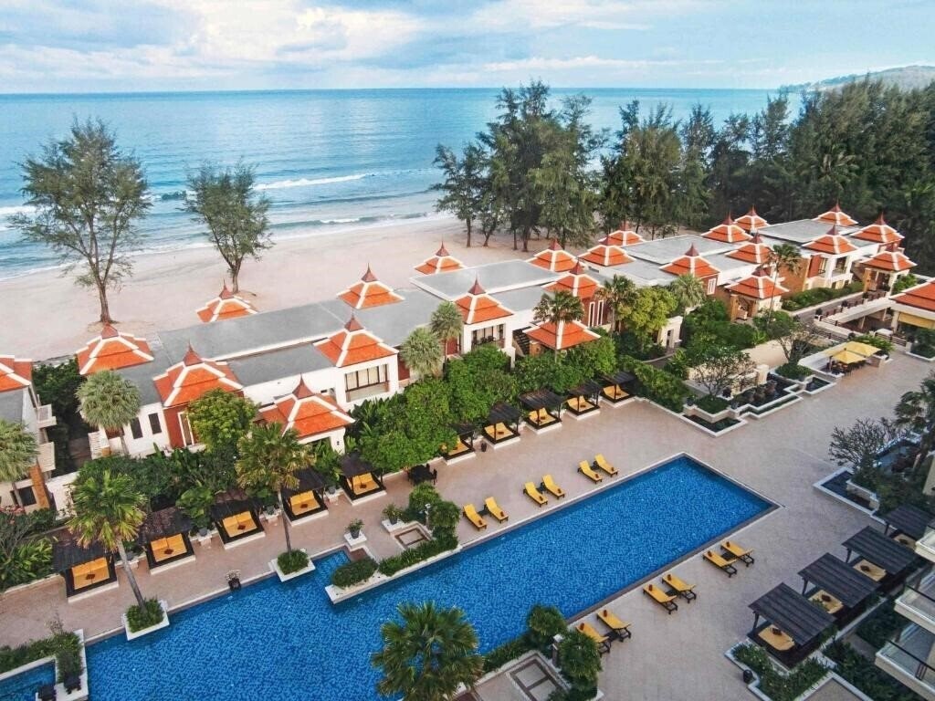 Отель Movenpick Resort Bangtao Beach Phuket 5*