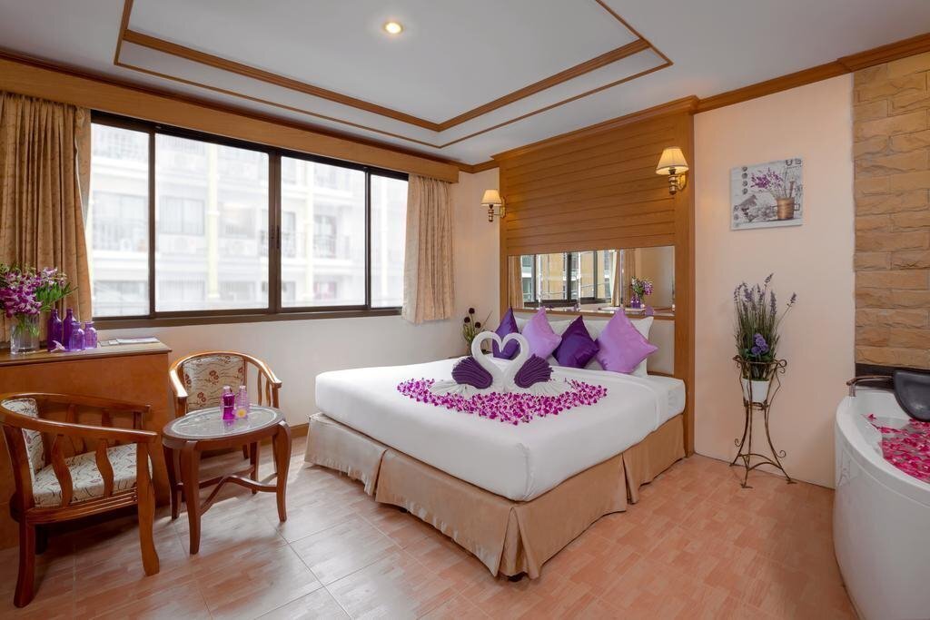 Апартаменти Bangkok Residence (ex. Bangkok Residence Patong) 3*