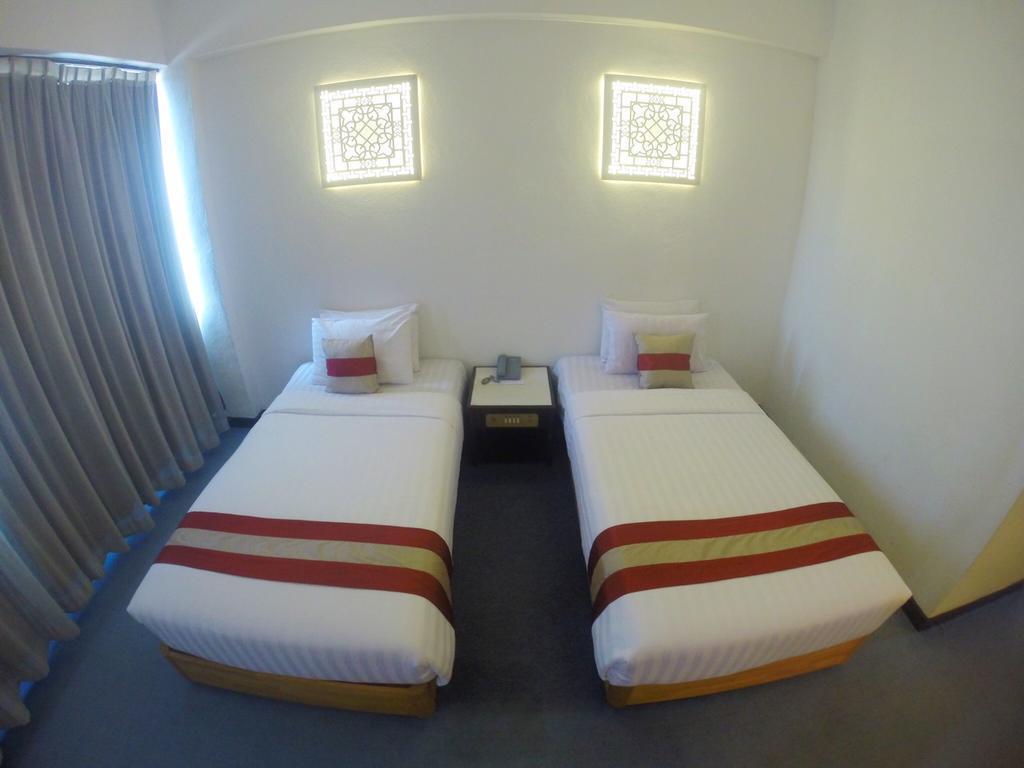 Територія Phuket Town Inn 2*