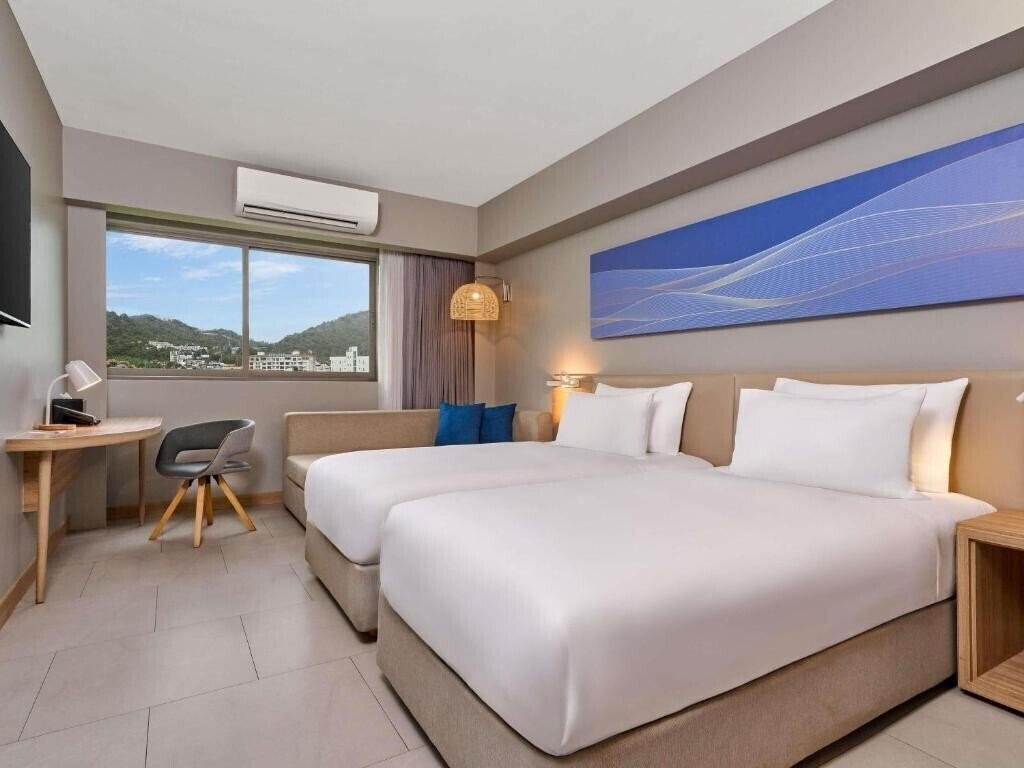 Изображение Mercure Phuket Patong Journeyhub 4*