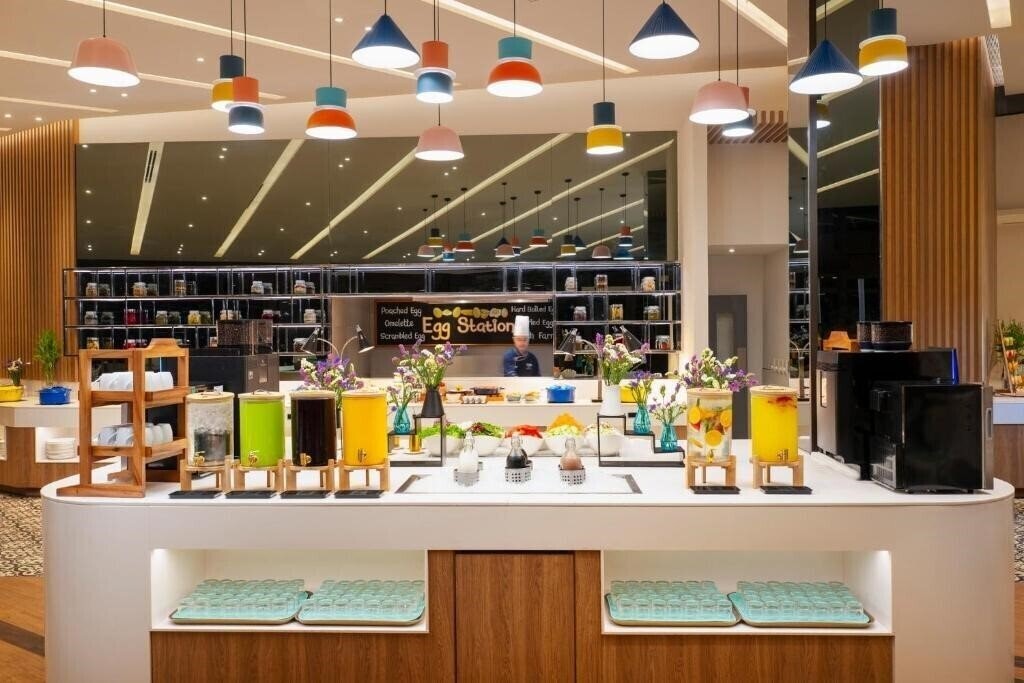 Панорама Ozo Phuket Kata 4*
