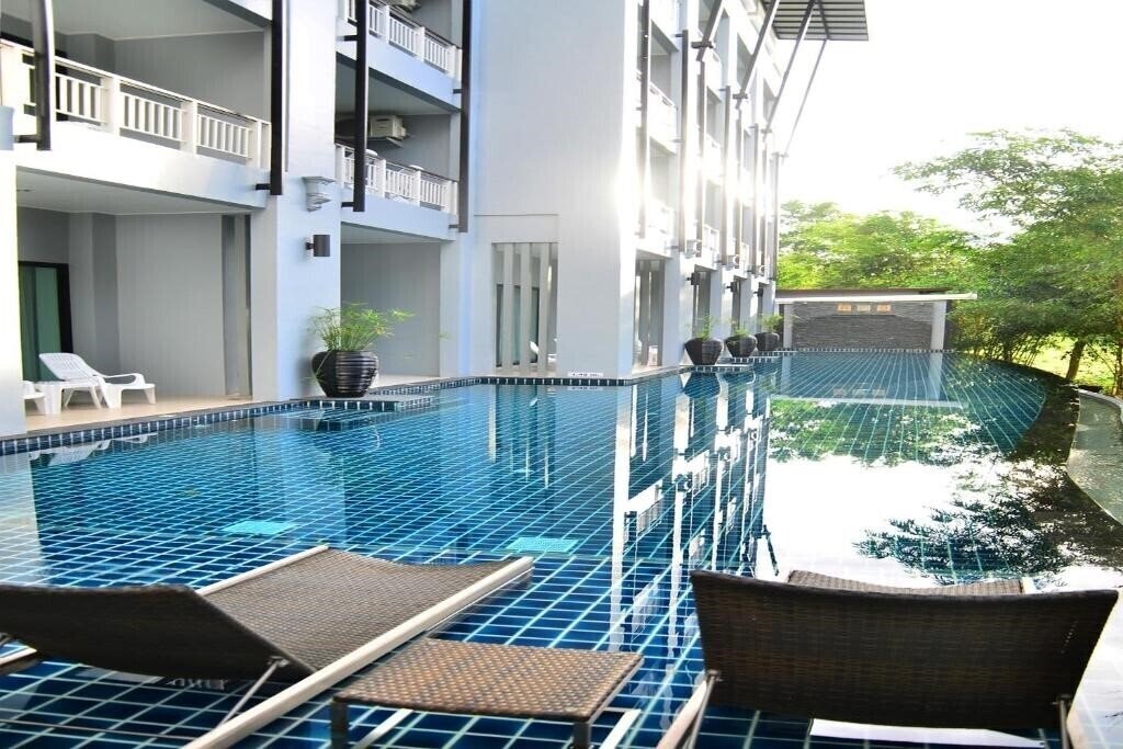Территория The Par Phuket 4*