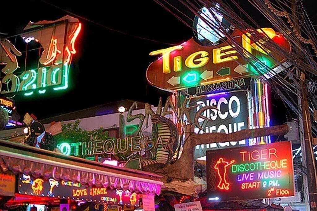 Вид Long Beach Hotel Patong (ex. Long Beach Hotel Patong) 3*