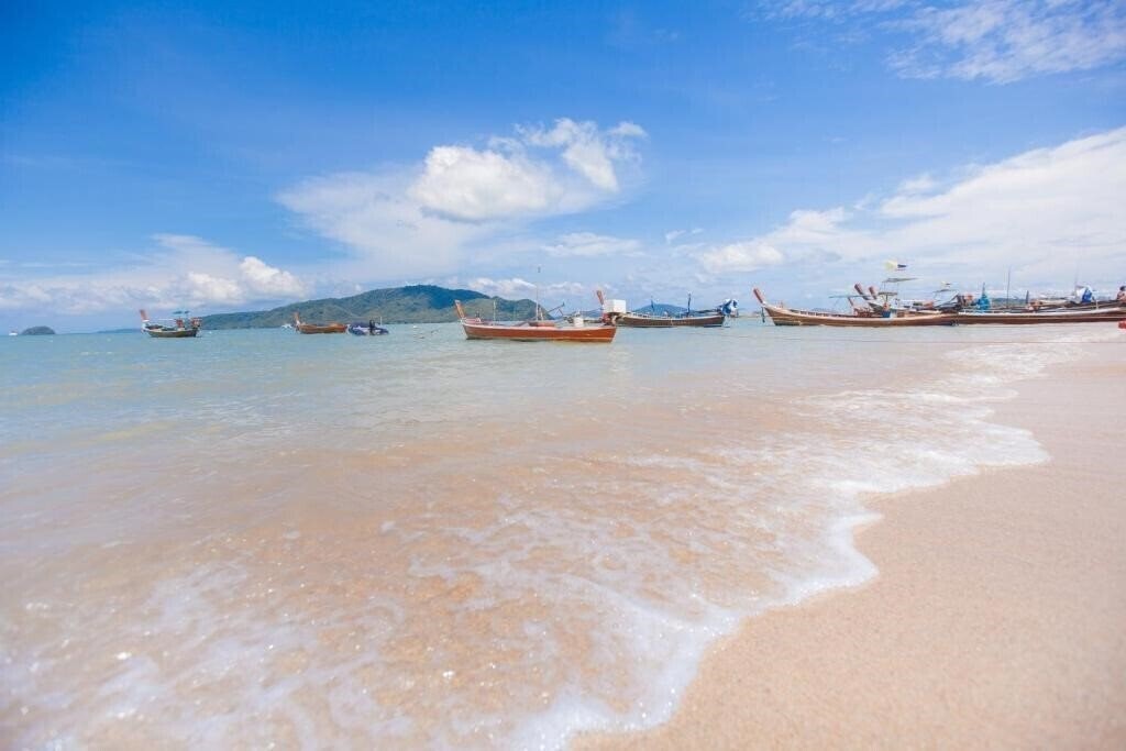 Вид Blue Beach Grand Resort And SPA 4*