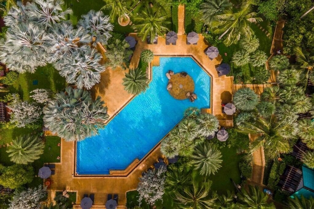 Апартаменты Paradox Resort Phuket 5*