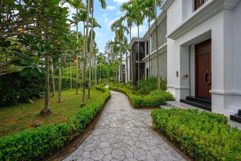 Фотография Maikhao Dream Villa Resort & SPA 5*