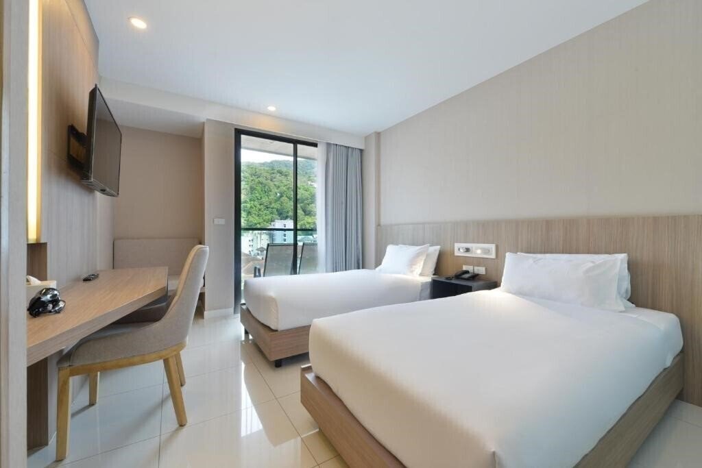 Панорама Grace Patong Hotel 4*