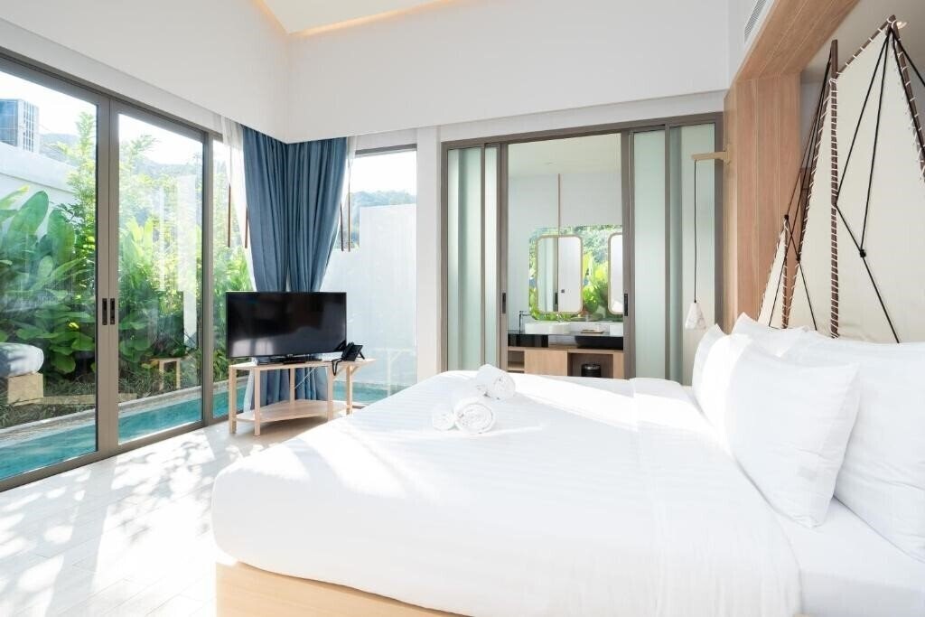 Панорама Panwaburi Beachfront Resort 5*