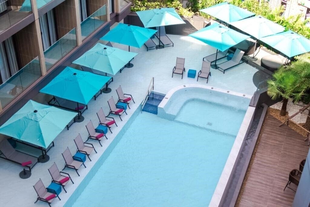 Вид Glow Mira Karon Beach 4*