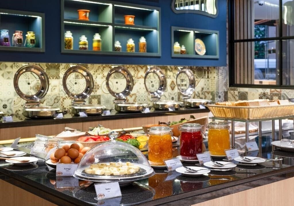 Апартаменты Glow Mira Karon Beach 4*